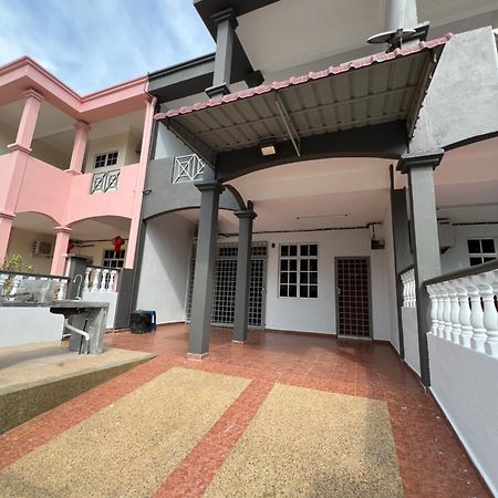 Villa The Garden @ Batu 8 Jalan Pantai Port Dickson Exterior foto